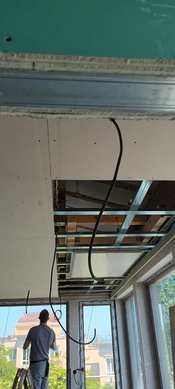 Монтаж на гипсокартон